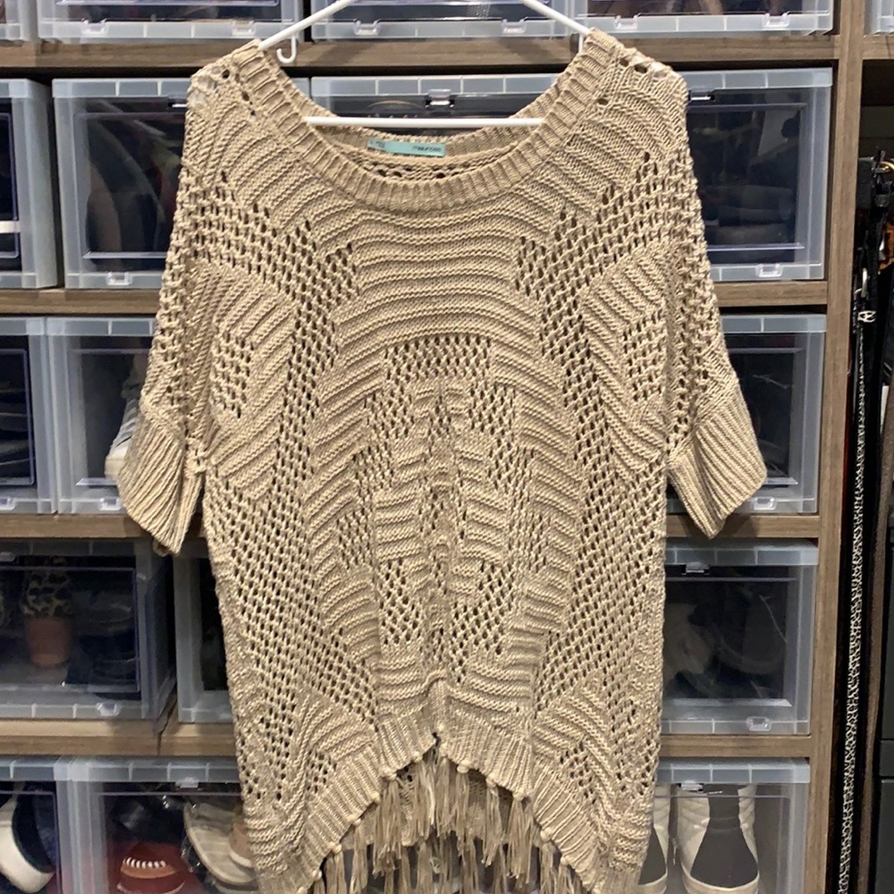 Maurices light tan sweater-size L